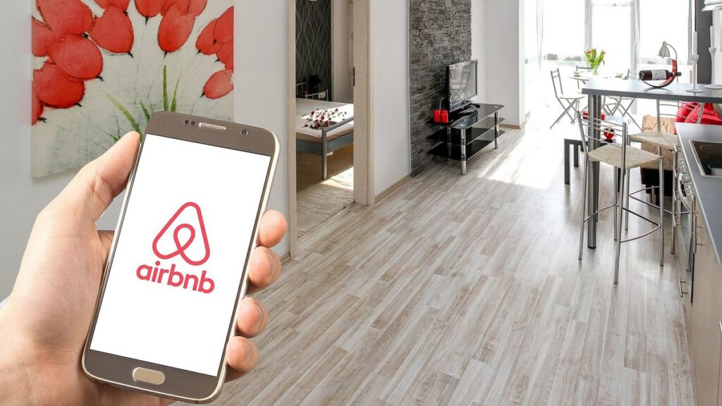 requisiti case per affitti brevi airbnb booking metratura utile